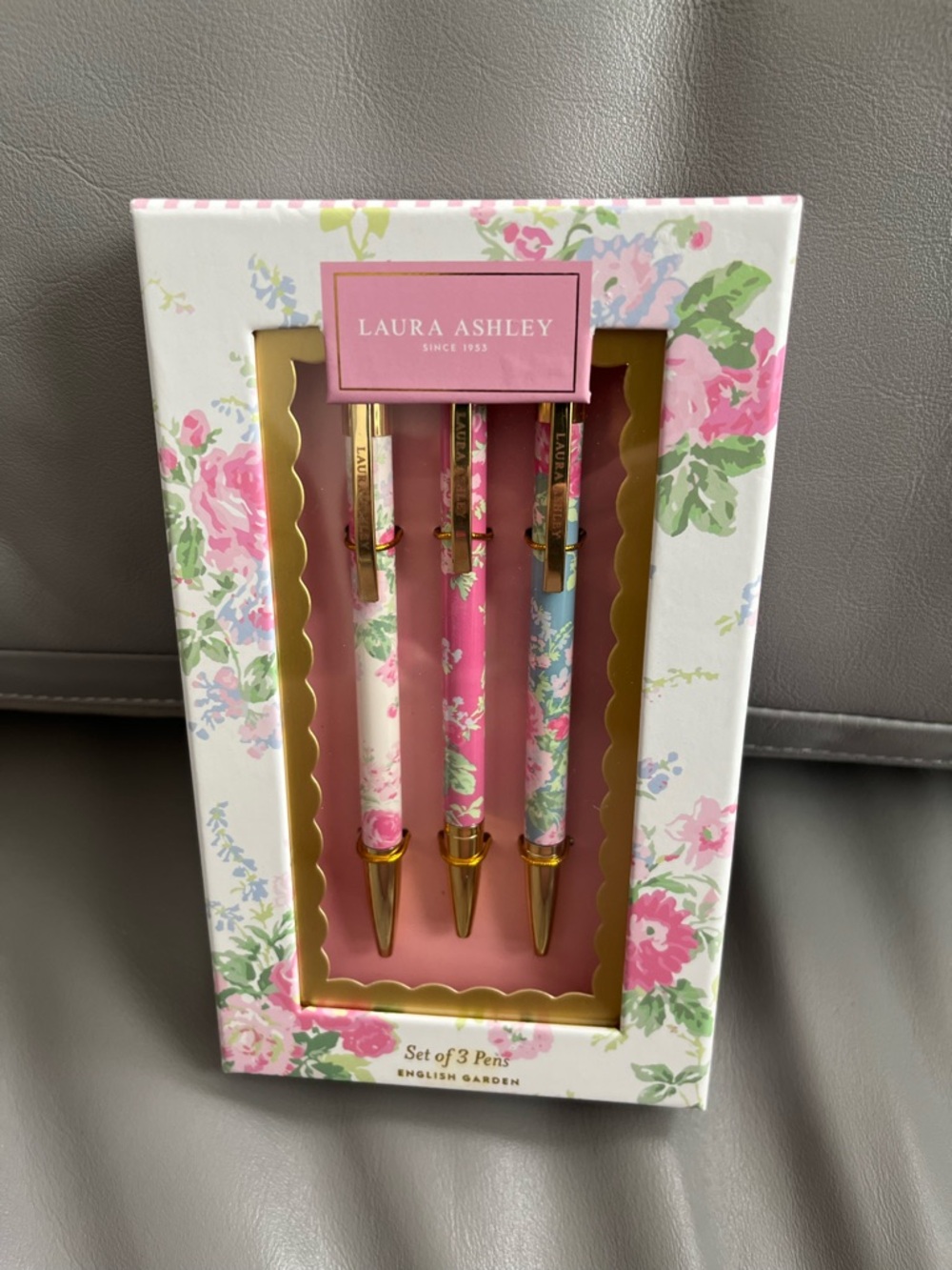 NEW Laura Ashley English Garden Pen Set of 3 Floral Gold-Accent Ballpoint - Picture 2 of 2